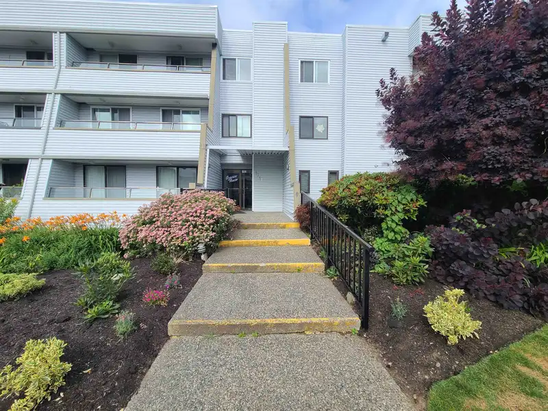 312 1341 GEORGE STREET - photo 1 of 8