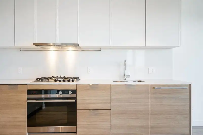 1003 1045 AUSTIN AVENUE - photo 4 of 40