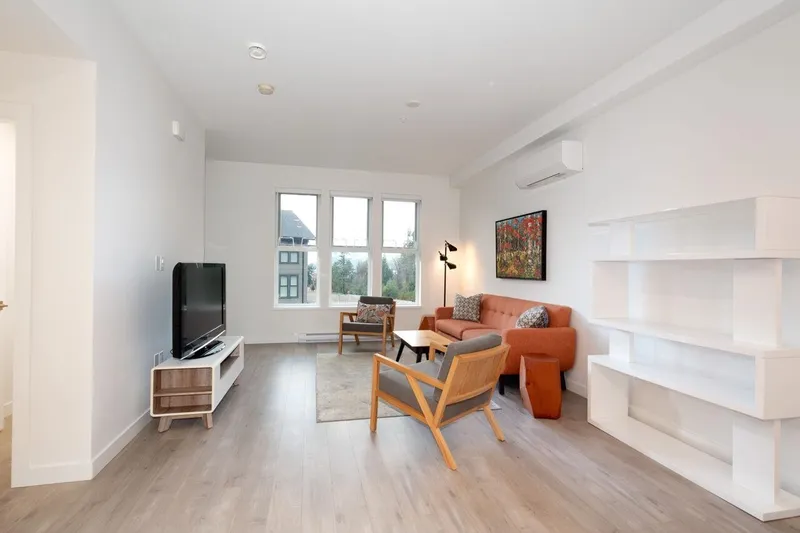 65 351 COPPER DRIVE - photo 4 of 25