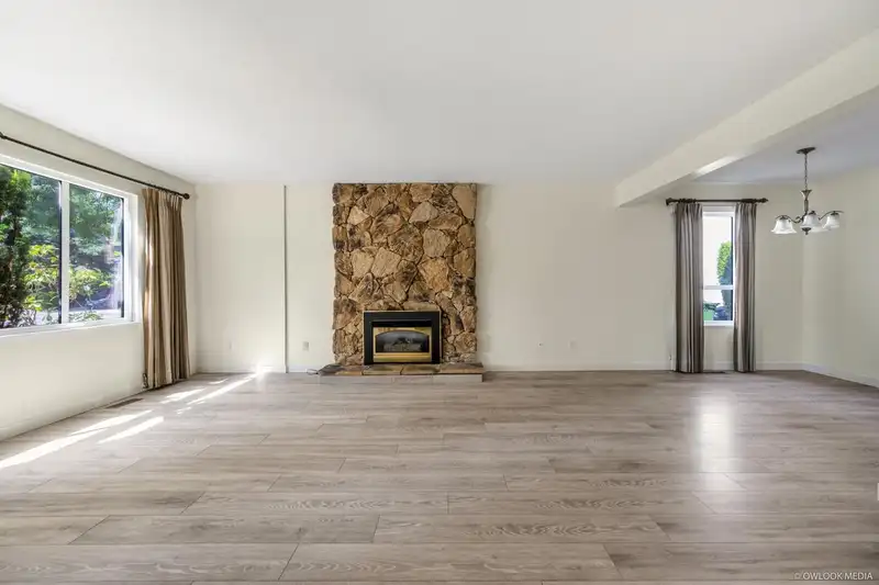 10528 KOZIER DRIVE - photo 2 of 24