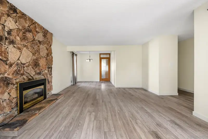 10528 KOZIER DRIVE - photo 3 of 24