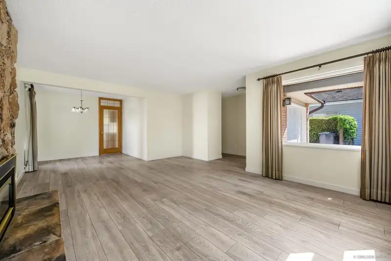 10528 KOZIER DRIVE - photo 4 of 24