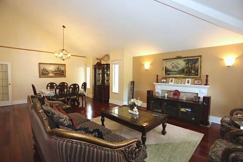 8265 148B STREET - photo 4 of 13