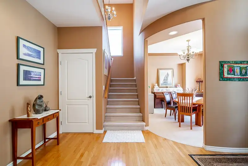 21235 43A AVENUE - photo 3 of 35