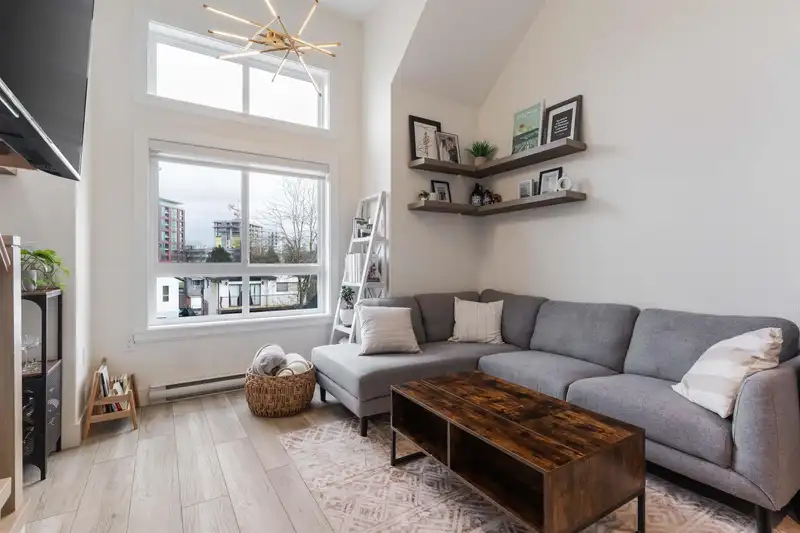 5009 CHAMBERS STREET - photo 1 of 26