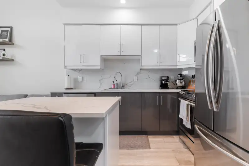 5009 CHAMBERS STREET - photo 4 of 26