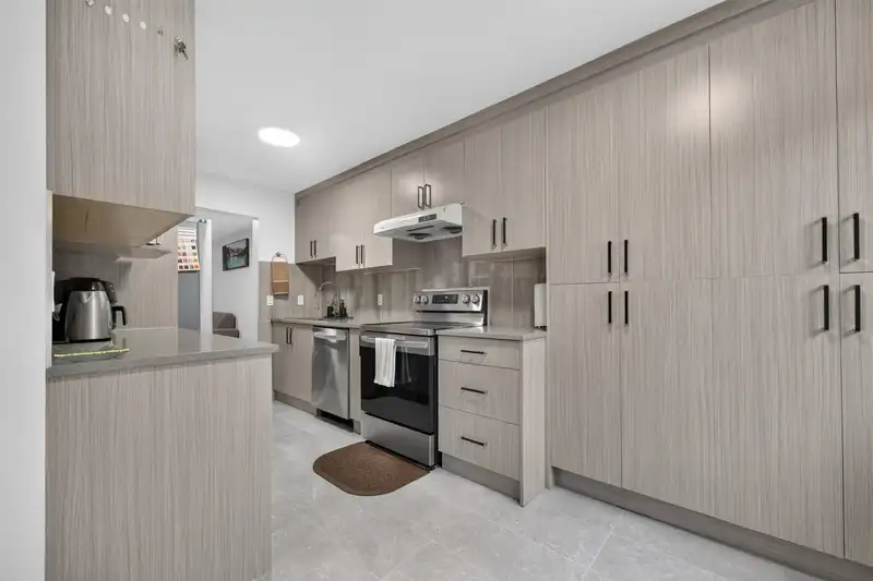 121 9467 PRINCE CHARLES BOULEVARD - photo 1 of 39
