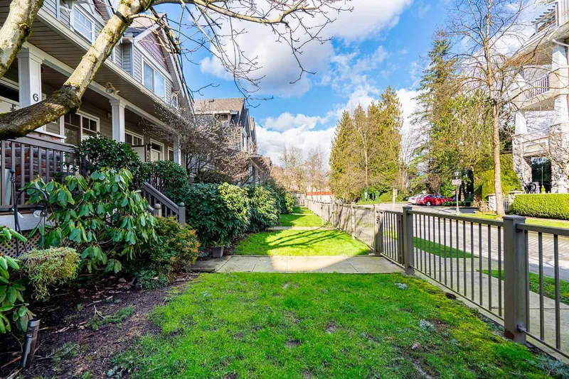 5 19063 MCMYN ROAD - photo 4 of 25