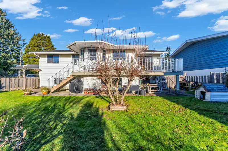 14466 SATURNA DRIVE - photo 4 of 38