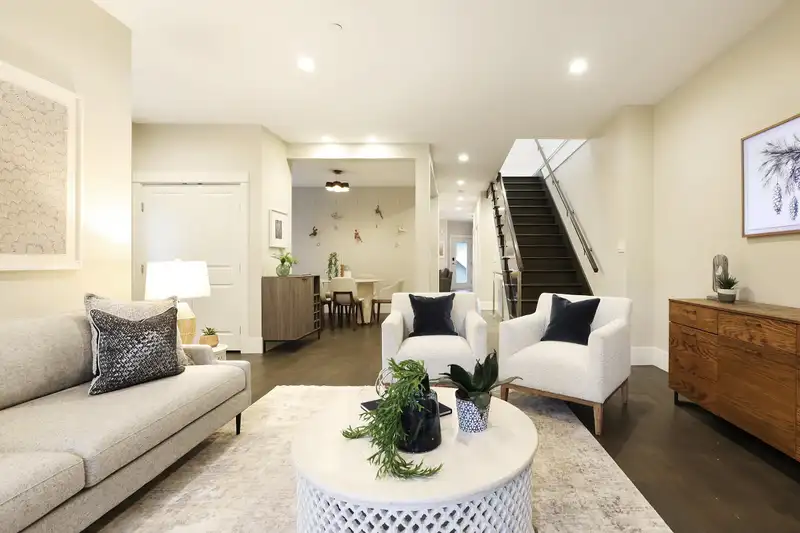 1747 W 16TH AVENUE - photo 3 of 26