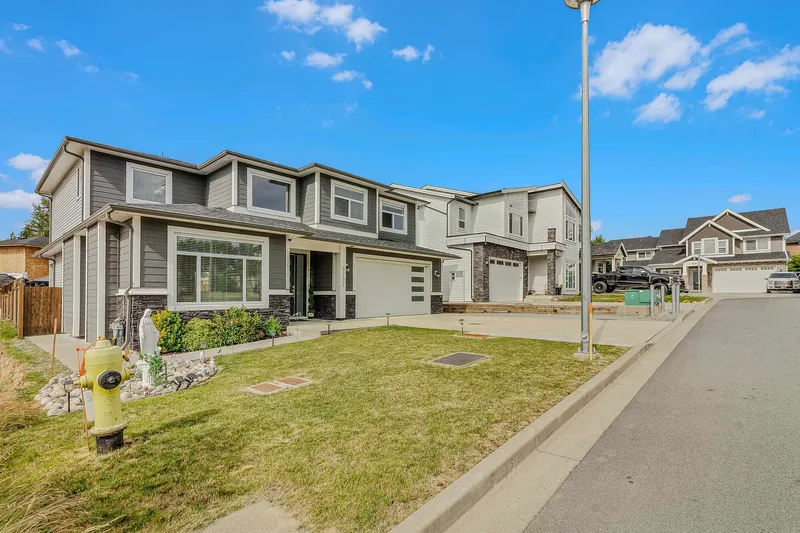 33123 BENEDICT BOULEVARD - photo 3 of 25