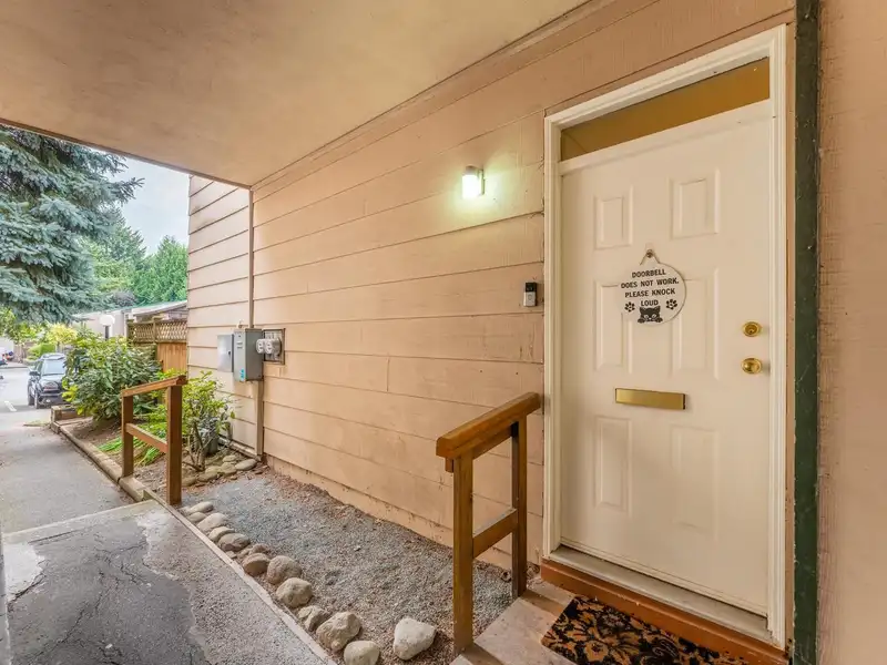5 10595 153 STREET - photo 2 of 27