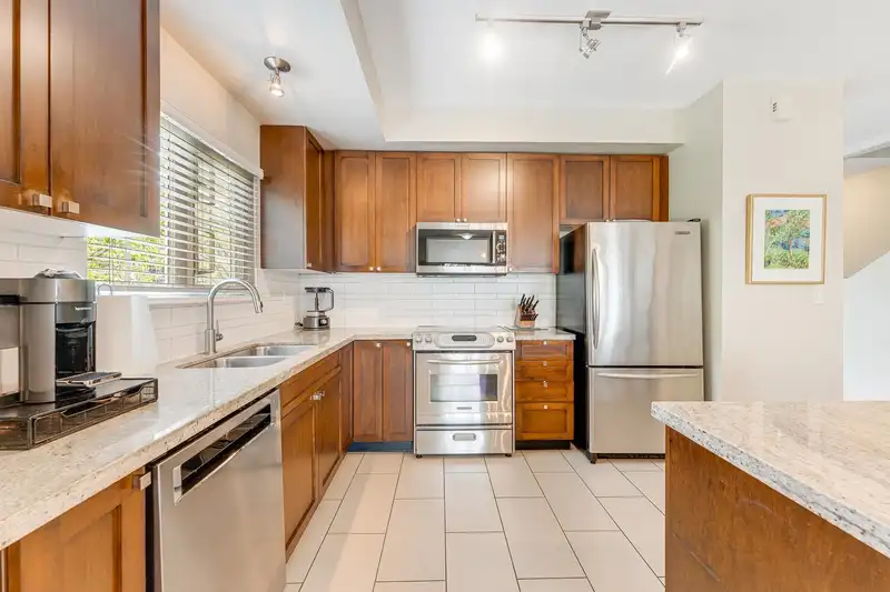 44 245 FRANCIS WAY - photo 3 of 31