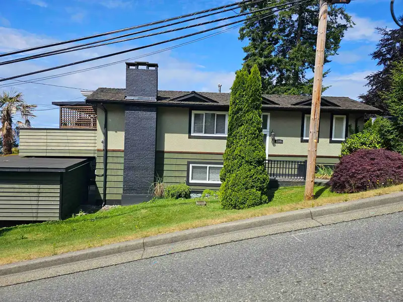1349 OXFORD STREET - photo 1 of 18