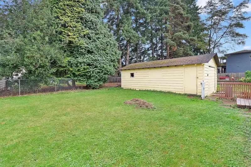 8454 BROOKE ROAD - photo 4 of 21