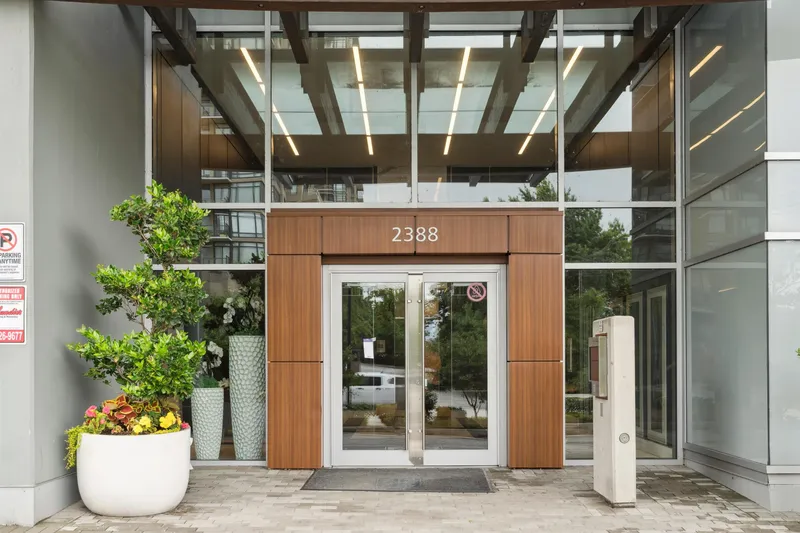 3408 2388 MADISON AVENUE - photo 2 of 25