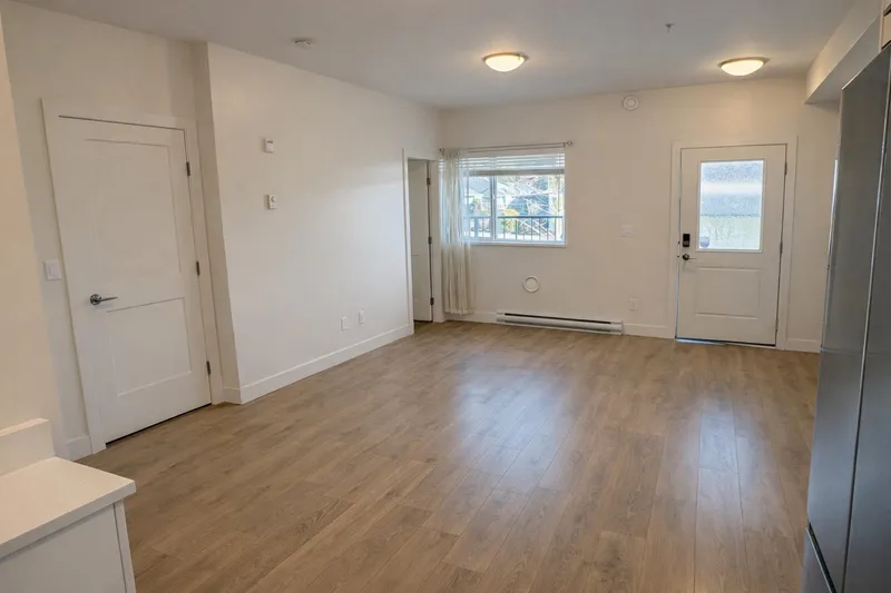 63 1419 MCCALLUM ROAD - photo 3 of 13