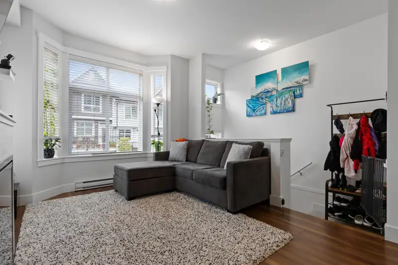 61 14433 60 AVENUE - photo 4 of 22