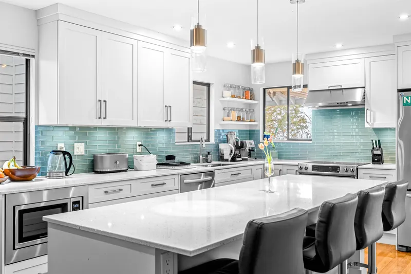 5709 OWL COURT - photo 2 of 25