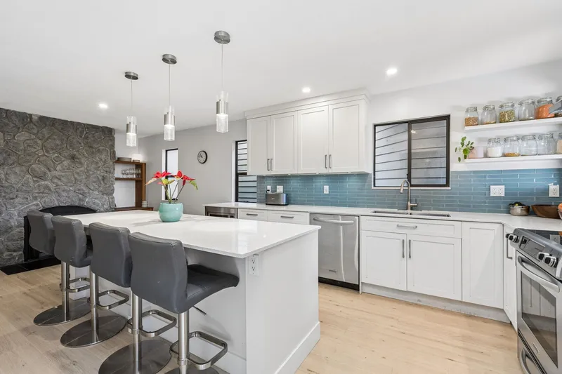 5709 OWL COURT - photo 4 of 25