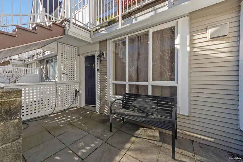116 6588 SOUTHOAKS CRESCENT - photo 1 of 12