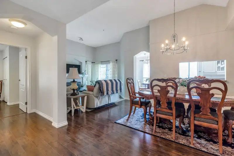 334 19528 FRASER HIGHWAY - photo 4 of 40