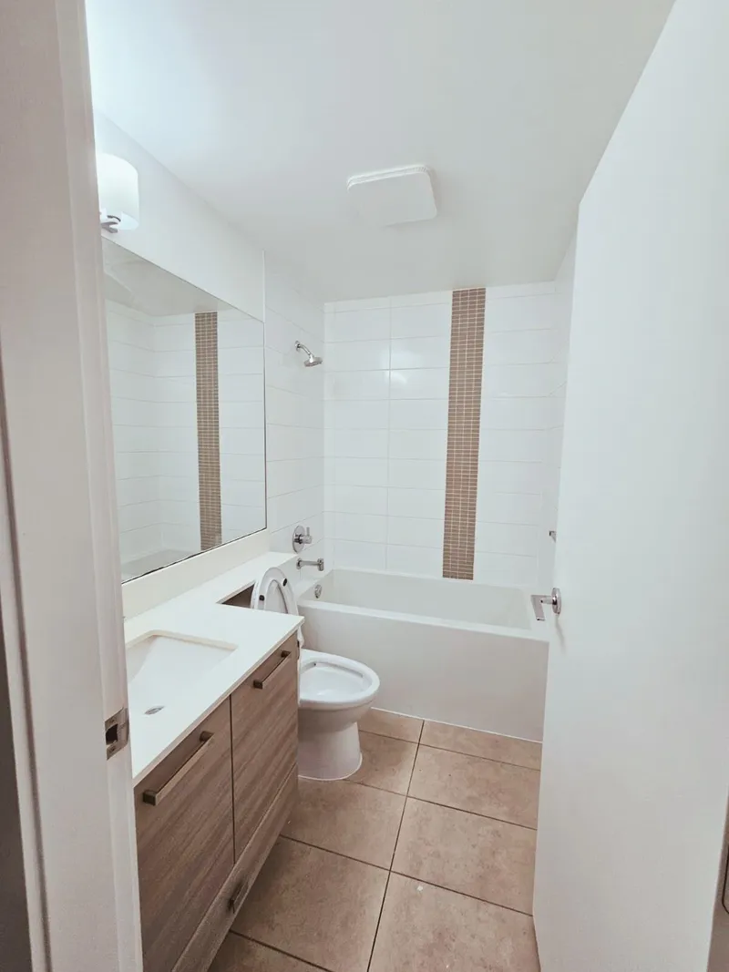 32 6965 HASTINGS STREET - photo 4 of 19