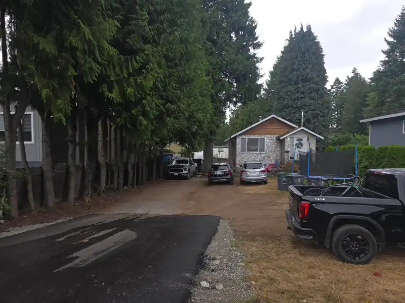 11831 96 AVENUE - photo 1 of 1