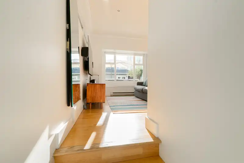888 UNION STREET - photo 4 of 40