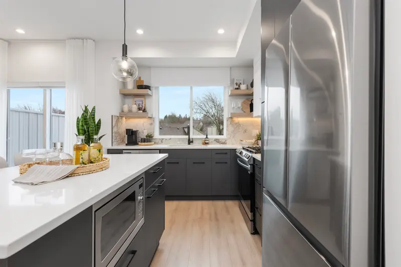 7 19330 FAIRWAY DRIVE - photo 3 of 16