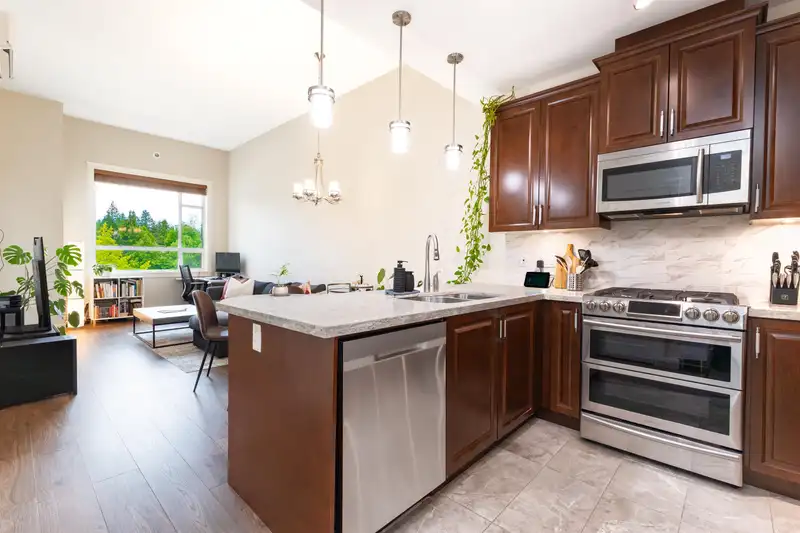 511 14588 MCDOUGALL DRIVE - photo 3 of 35