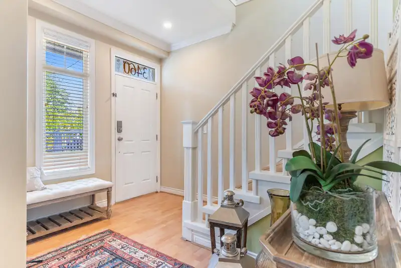 3460 CARNARVON AVENUE - photo 2 of 9