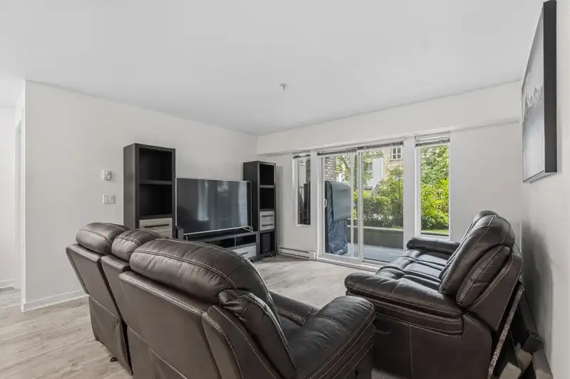 206 8695 160 STREET - photo 3 of 23
