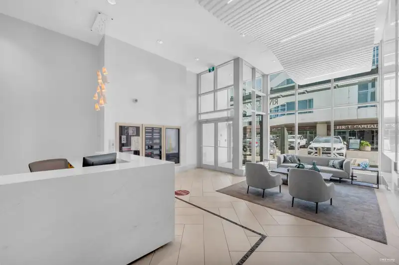 607 988 QUAYSIDE DRIVE - photo 3 of 24