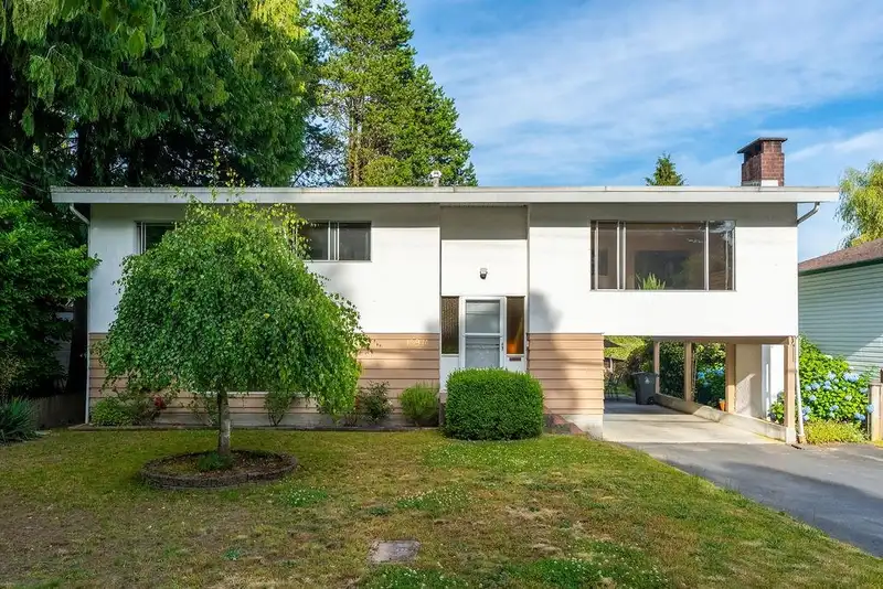 10974 144A STREET - photo 1 of 39