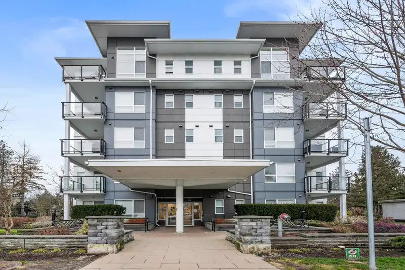 513 22315 122 AVENUE - photo 1 of 32