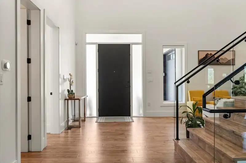 50556 KINGSTON DRIVE - photo 4 of 40