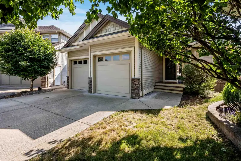 6 10113 WILLIAMS ROAD - photo 1 of 37