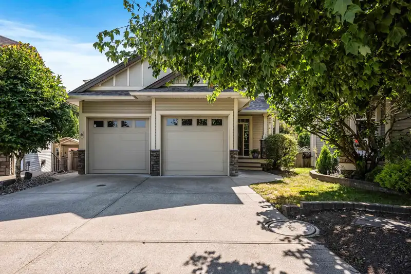 6 10113 WILLIAMS ROAD - photo 2 of 37