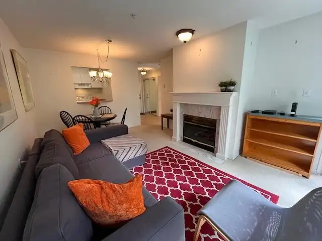 403 55 BLACKBERRY DRIVE - photo 4 of 20