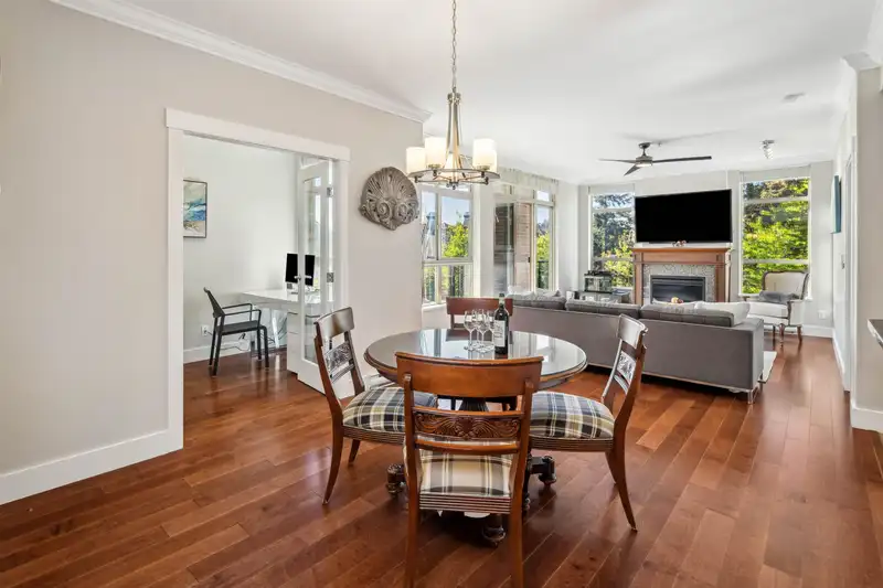 310 6333 LARKIN DRIVE - photo 1 of 38