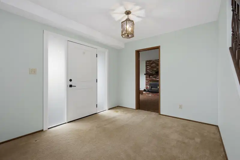 34865 MCLEOD AVENUE - photo 3 of 40