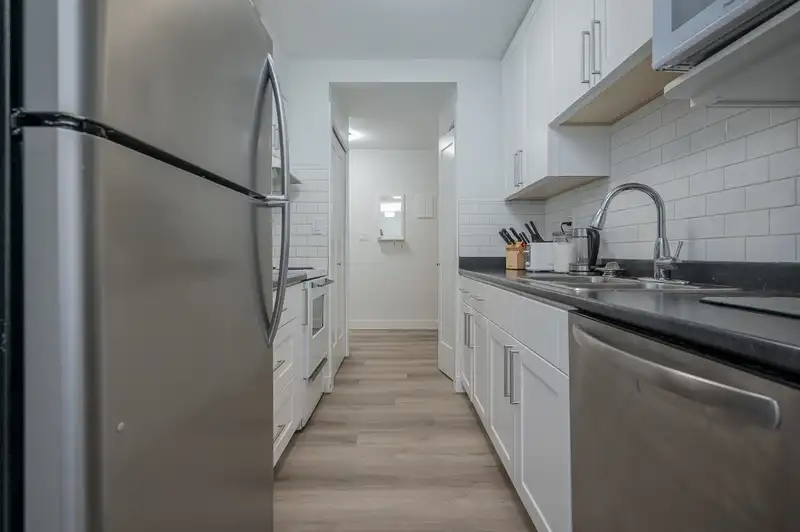 502 9595 ERICKSON DRIVE - photo 2 of 25