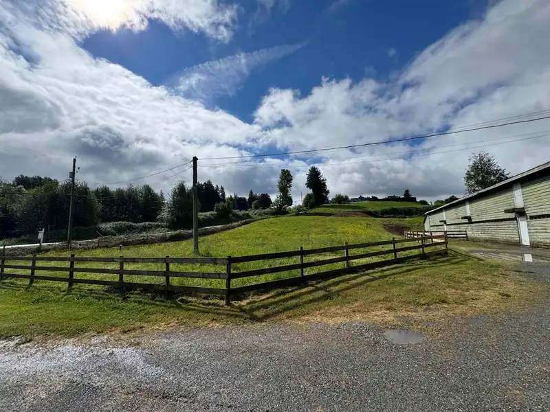 4393 TOWNLINE ROAD - photo 1 of 33