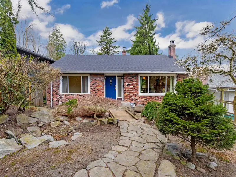 331 HOLMES STREET - photo 1 of 30