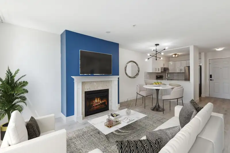 209 855 W 16TH STREET - photo 2 of 31