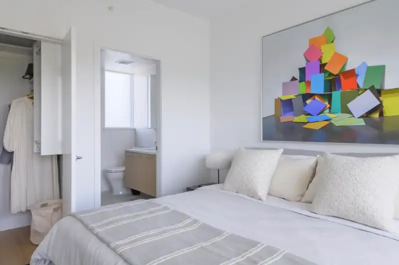 103 2425 ALPHA AVENUE - photo 4 of 10