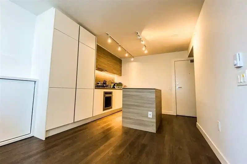 1307 908 QUAYSIDE DRIVE - photo 3 of 13