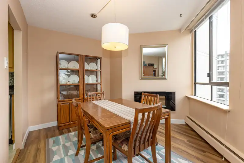702 710 SEVENTH AVENUE - photo 3 of 24