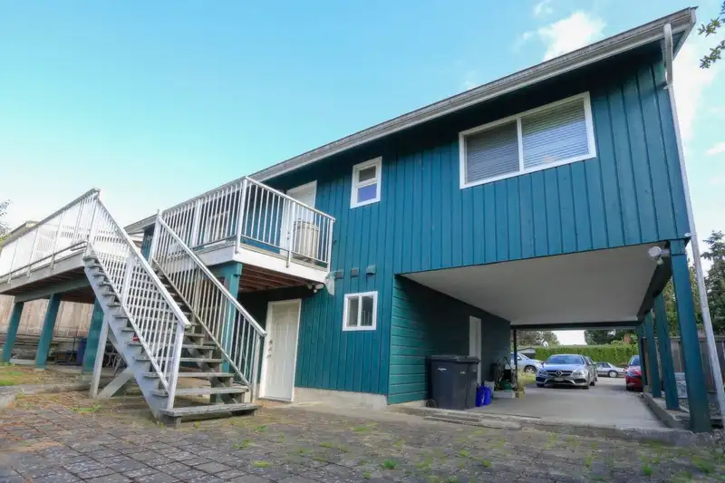 619 ADLER AVENUE - photo 2 of 16